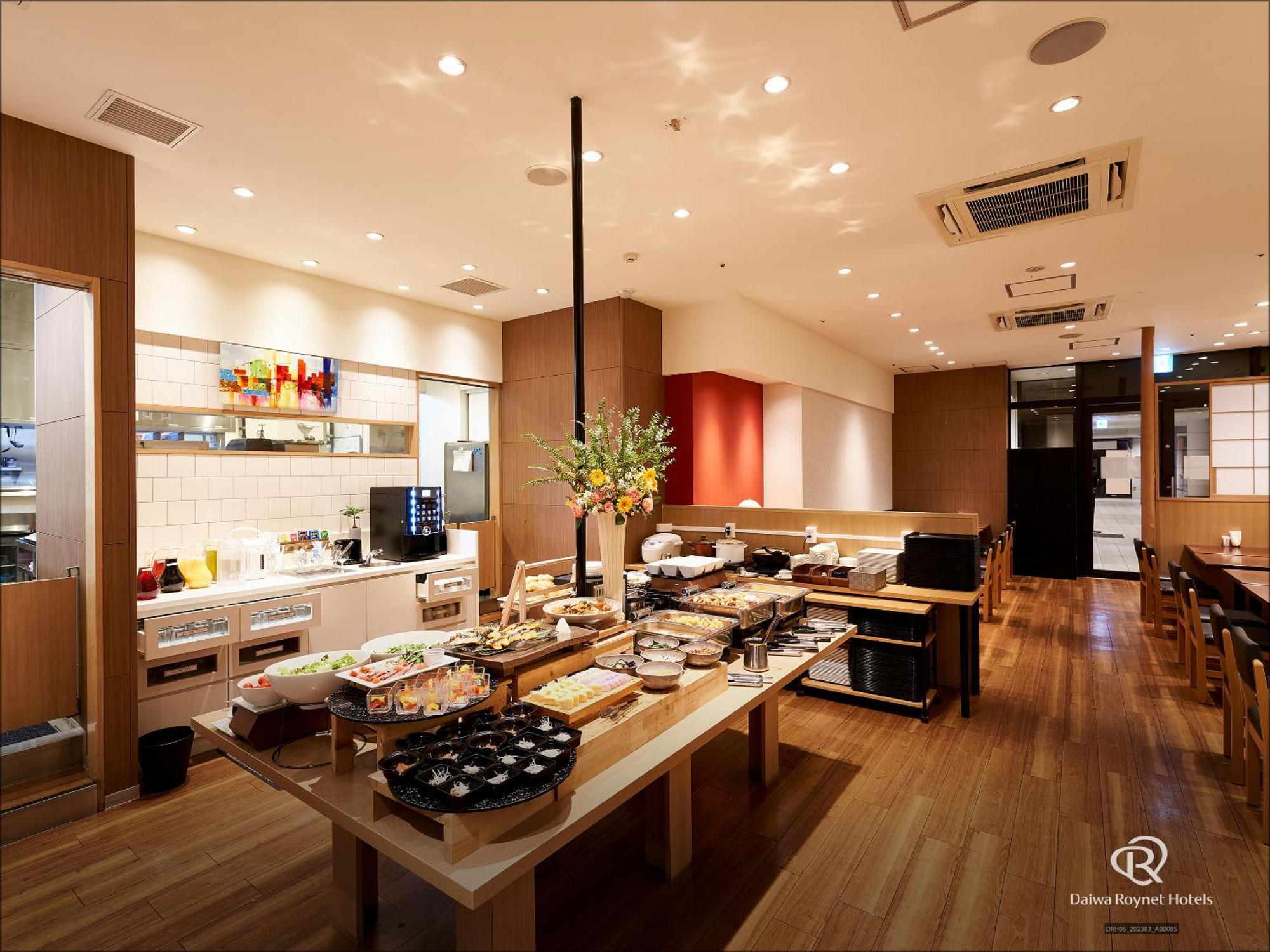 Daiwa Roynet Hotel Takamatsu Bagian luar foto